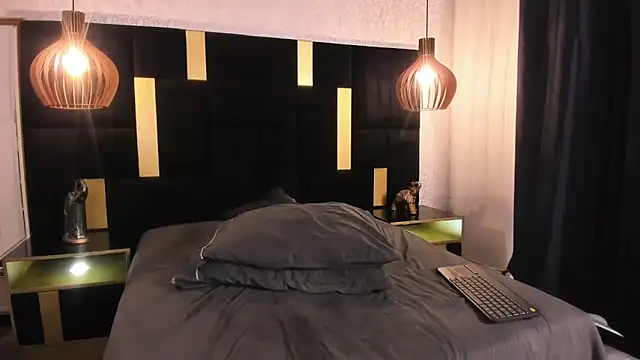 Lucio__Fox's Live XXX Chat