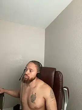 Fathero1time live XXX chat