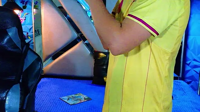 Oliver_Jamees Webcam show