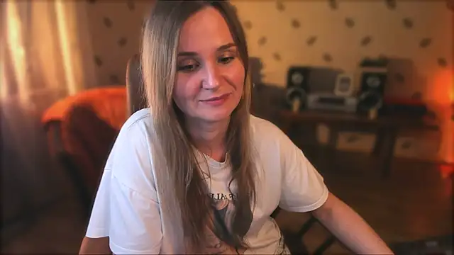 MiaSparkes élő XXX-chatje