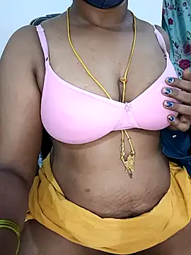 Tamil-hotwife webkamerás műsora