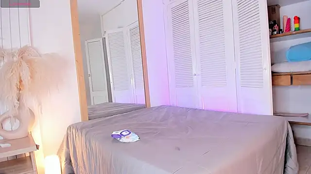 ALICESANDOVAL 现场聊天室