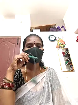 Tamil_Yalini12 即時 XXX 聊天