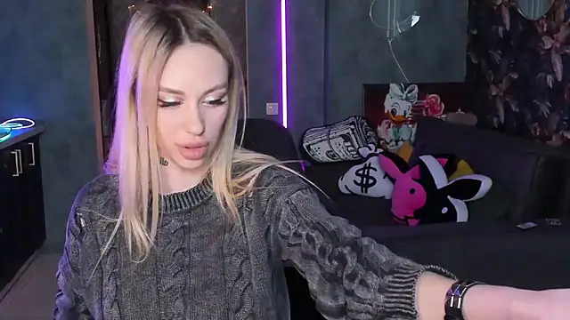 Blckmirrorr's Live XXX Chat