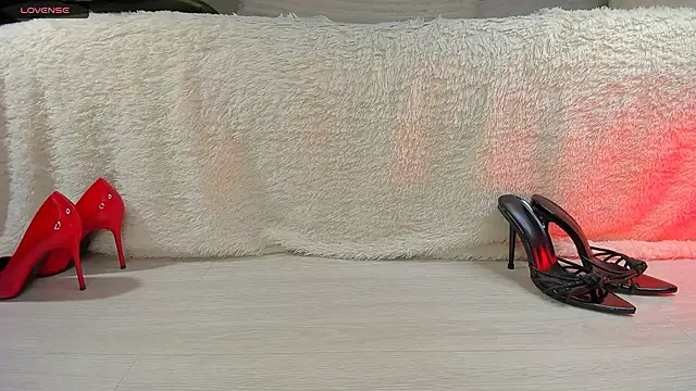 queens_nylonのライブXXXチャット