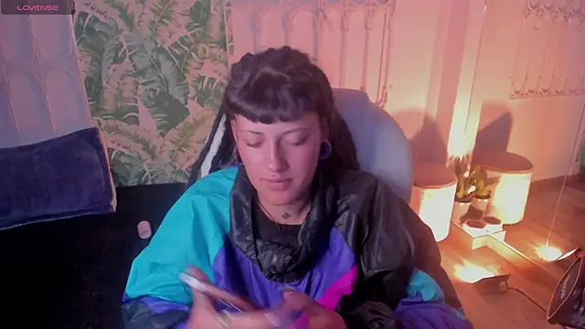 Chatroom XXX en direct de _sharlotte777