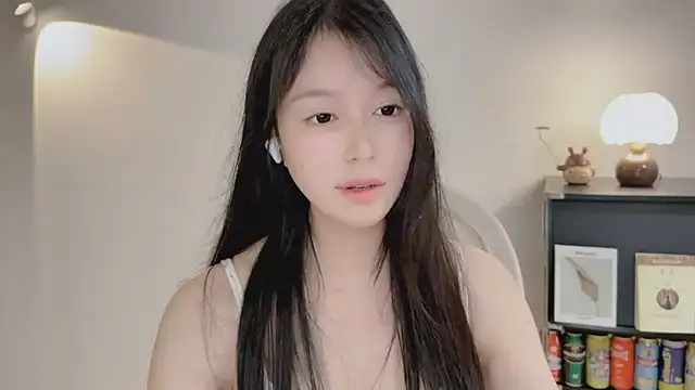 Chat XXX en directo de Onechestnut