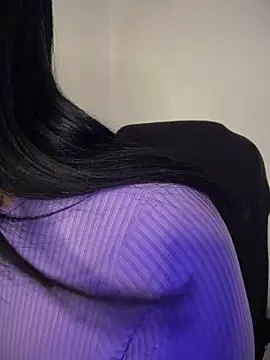 Isabella-Teen's Live XXX Chat