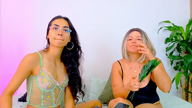 kimandlu Chat XXX in diretta