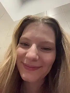 MaryHiggins Chat XXX in diretta