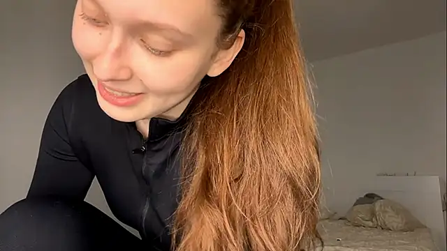 LoryMusetti's Live Chat Room