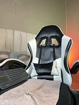 Samir_bear's Live XXX Chat