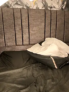 Chatroom XXX en direct de DANIK_STAR