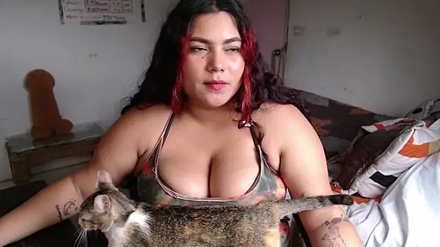 girl_milk2's Live XXX Chat