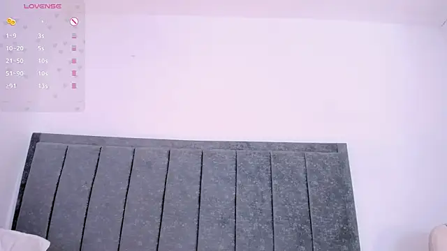 amaia_santini Show in webcam