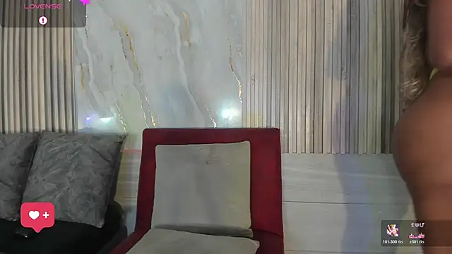 BriannaChelsea's Live XXX Chat