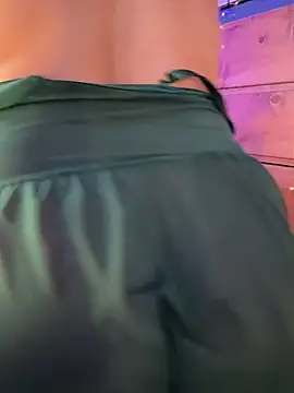 mahia_queen Chat XXX in diretta