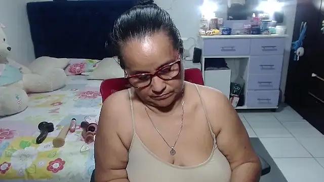 pervert_mommy_ Chat XXX in diretta