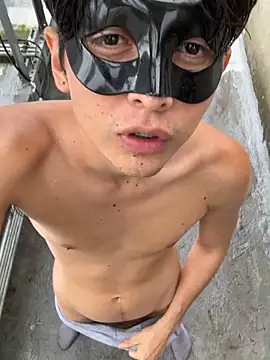 Liam_Moss 即時 XXX 聊天