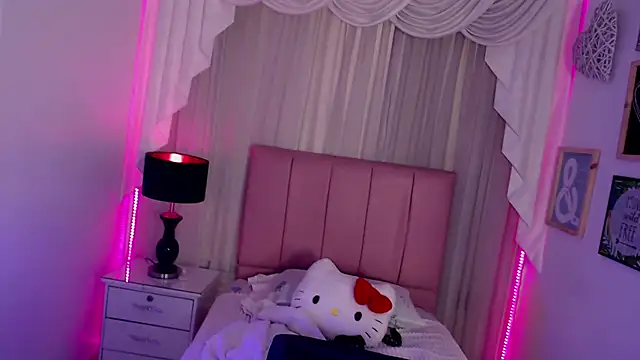 IsabelleDaza élő XXX-chatje