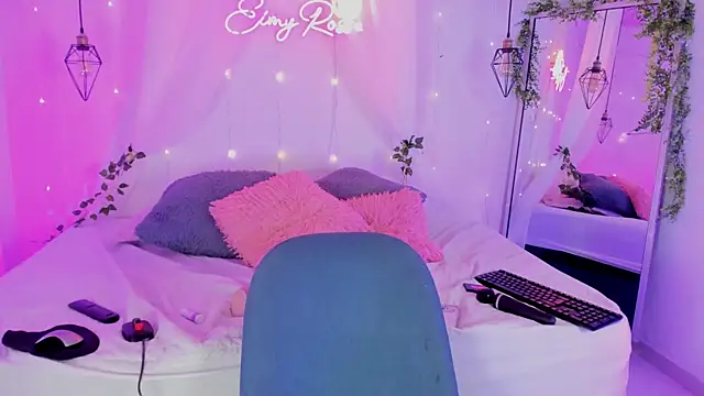 Živý XXX chat eimi_rosse18