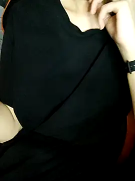 Živý XXX chat Aashikalaa