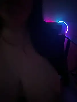 Evelinia Live XXX-chat