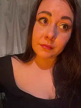 DaisyStreet Live XXX Chat