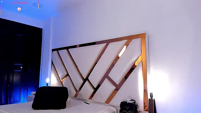 Aron_cruz Adlı Modelin Web Kamerası Şovu