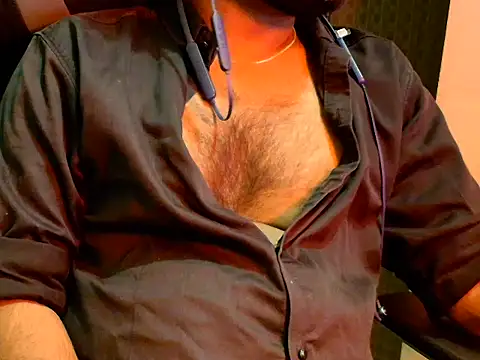 Pertunjukan Kamera Web Jenni11Live