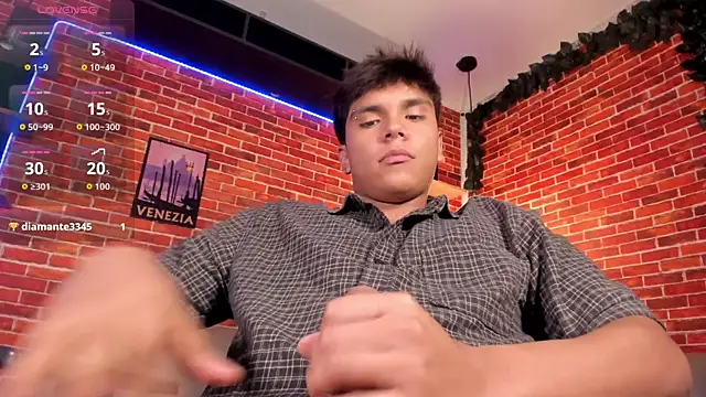 Thiago_Kozak's Webcam Show