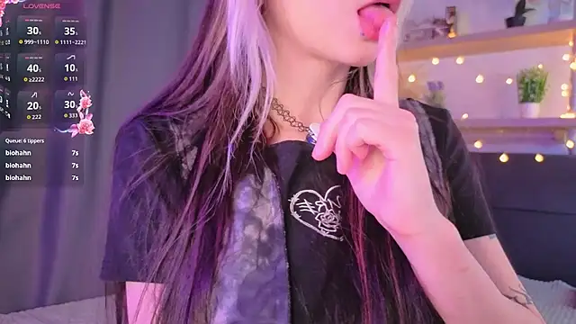 Chat XXX en directo de TristaRoht