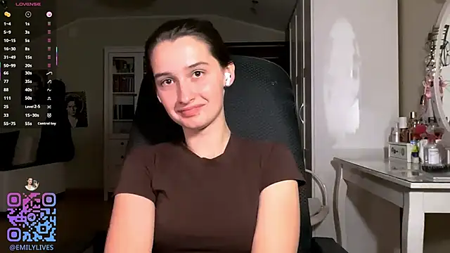 Živý XXX chat DarlineBrustera