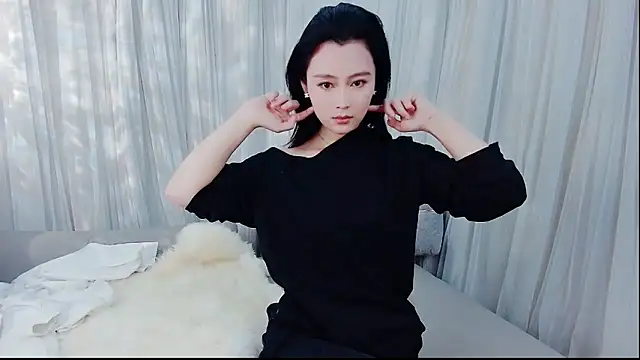 LIULIAN1's Webcam Show