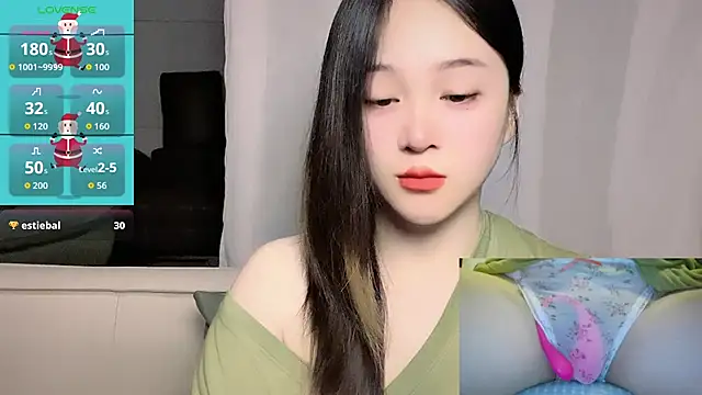 woaiqinqin's Live XXX Chat