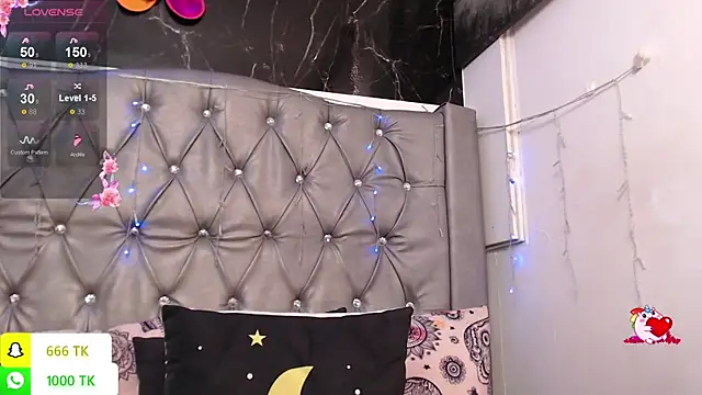 LAILAGUMMY's Live XXX Chat