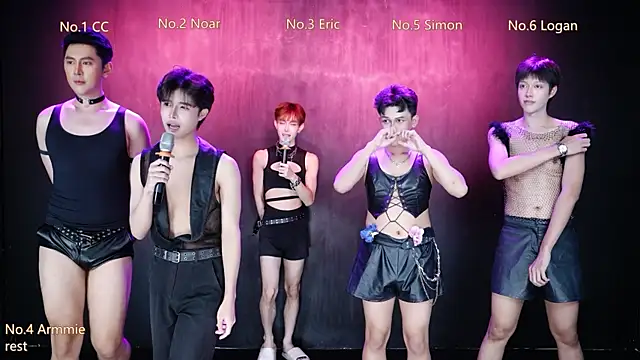 Pertunjukan Kamera Web Queen-Vibe