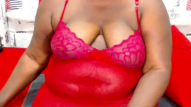 Webkamerová show fiestycougerx3