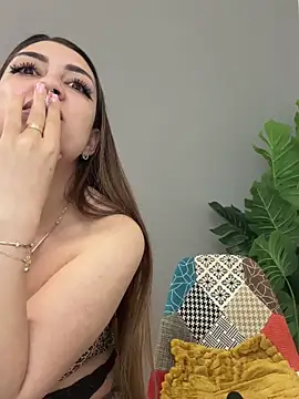 skinnysweetmilf's Webcam Show