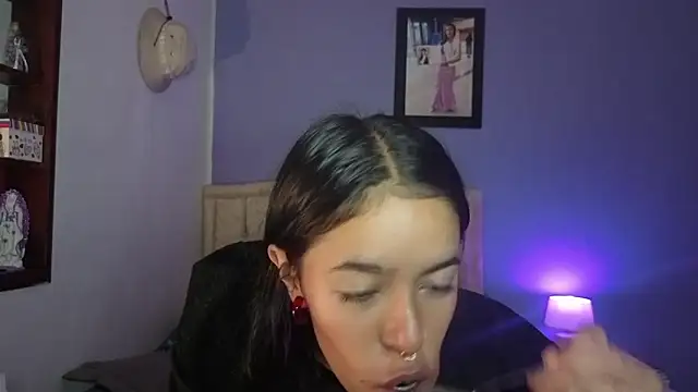 دردشة stephania_t الجنسية المباشرة