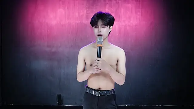 Queen-Vibe Adlı Modelin Web Kamerası Şovu