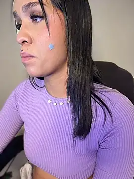 Chat +18 de Isabella-Teen ao vivo