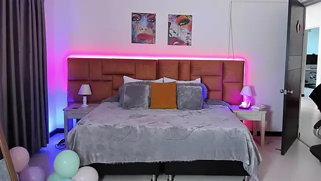 Catti_Brie's Live XXX Chat