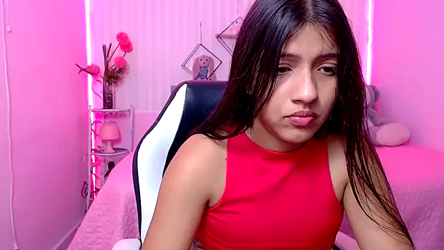 zara_cute's Live XXX Chat