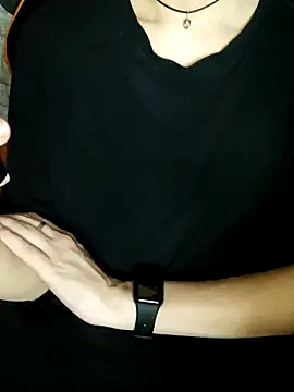 AashikalaaのライブXXXチャット