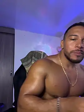 FreszX Adlı Modelin Canlı XXX Sohbeti