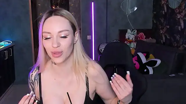 Blckmirrorr: απευθείας συνομιλία ΧΧΧ