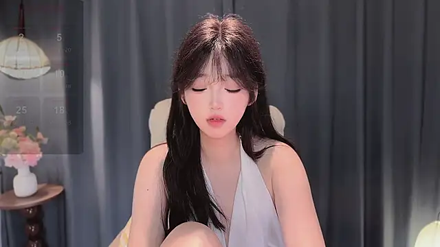 Yaiyigirl 在線直播表演