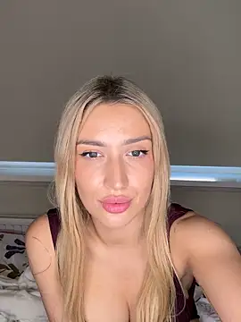 BlondeChiara Webcam Show