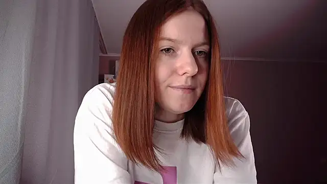 CassieJuice69: онлайн-секс-чат